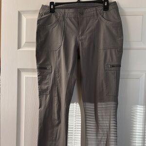 NWOT Kuhl Skinny Cargo Pants
